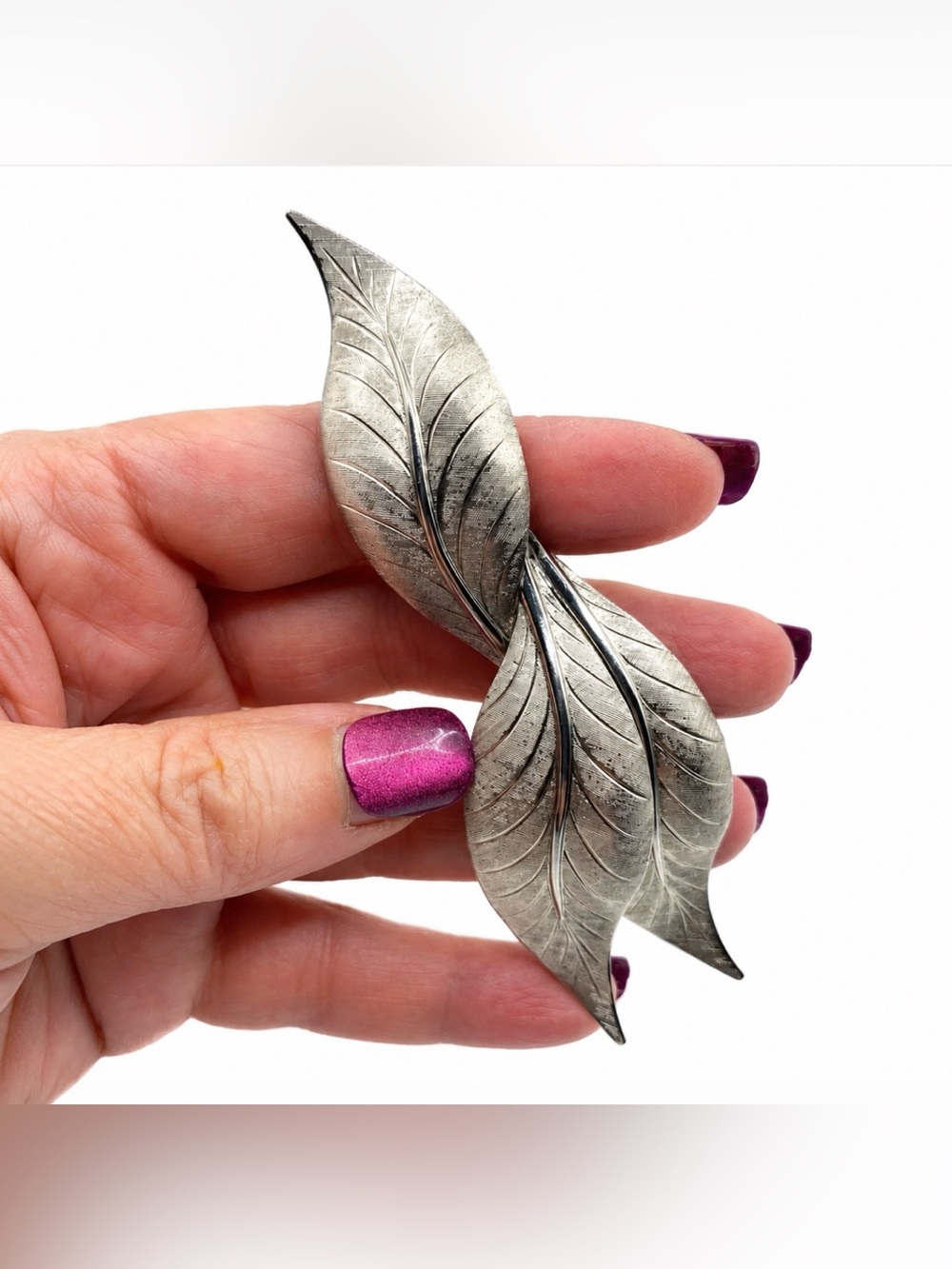 Silver Tone Dimensional Leaf Brooch Featuring Trio of Brushed Etched Leaves